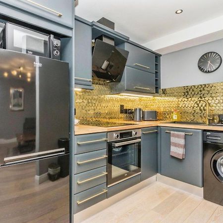 Modern Hut In Belfast Apartment Bagian luar foto